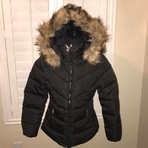 New Black puffy jacket faux fur extra small